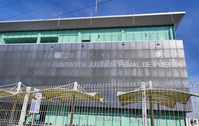 Alertan por supuesto reporte de bomba en Casa de Justicia de Puebla