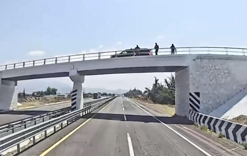 Reducen carriles en autopista Puebla-Acatzingo por maniobras 