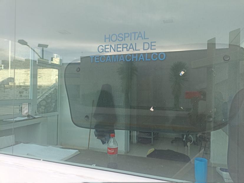 Víctima de asalto denuncia falta de atención en hospital general de Tecamachalco