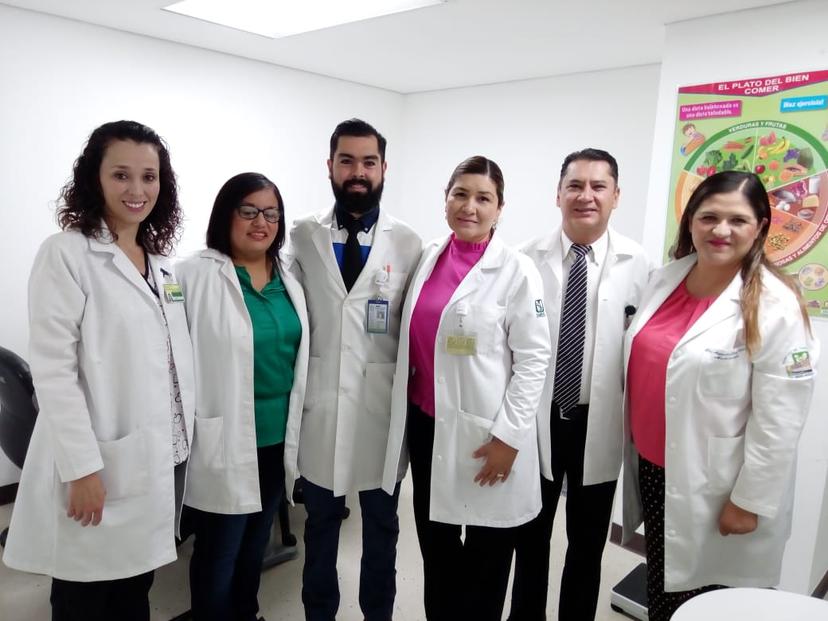 En IMSS extraen y reimplantan útero y feto para retirar tumor