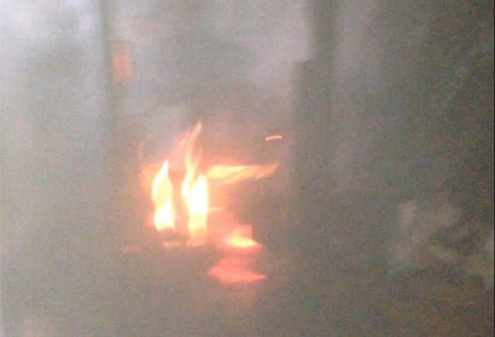 Incendio consume una vivienda en Tecamachalco