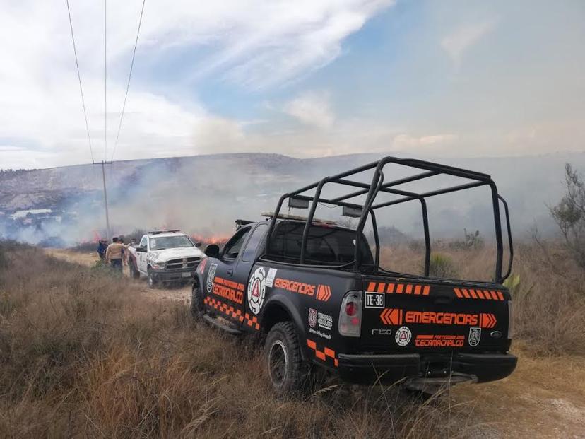 Incendio consume 500 metros de pastizales en Tecamachalco