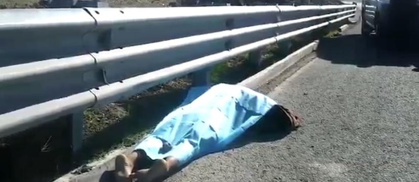 Asesinan a indigente a orillas de la autopista Puebla-Orizaba