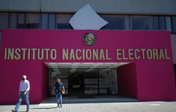 INE multa con más de 3 millones de pesos a partidos políticos de Puebla