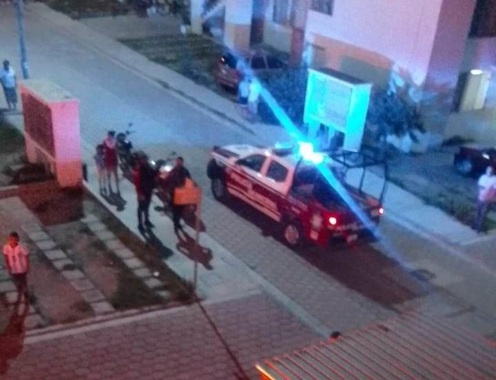 Vigilantes de barrio de Tehuacán evitan que hombre se suicidara