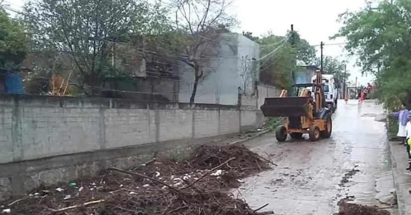 Tromba deja daños materiales en Tehuitzingo