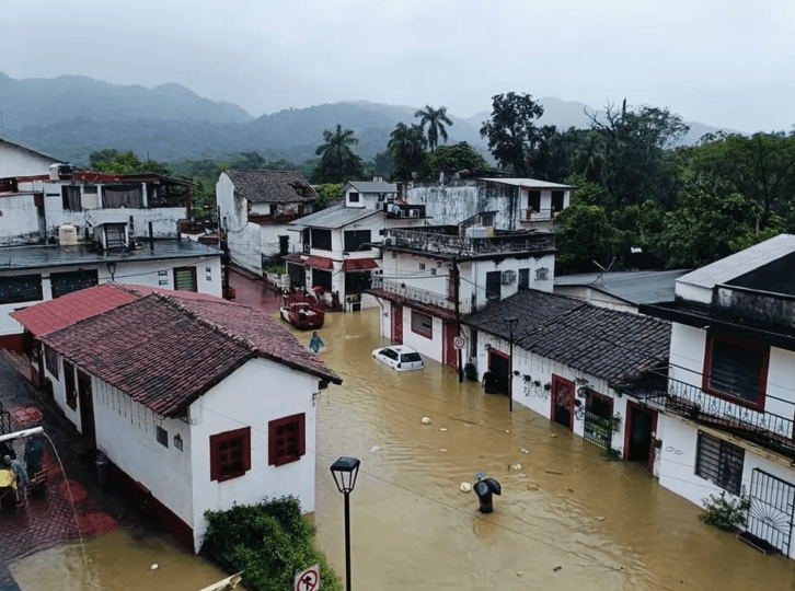 Pueblo Mágico de Tapijulapa se inunda por desbordamiento de ríos