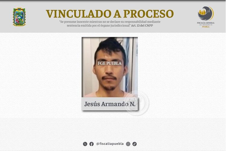 Por posesión de droga y un arma procesan a Jesús en Tehuacán