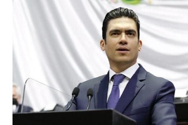 Jorge Romero arrasa en elección interna del PAN en Puebla capital