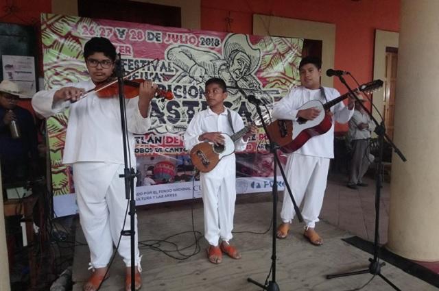 Con éxito se realiza tercer festival de la Tradición Huasteca