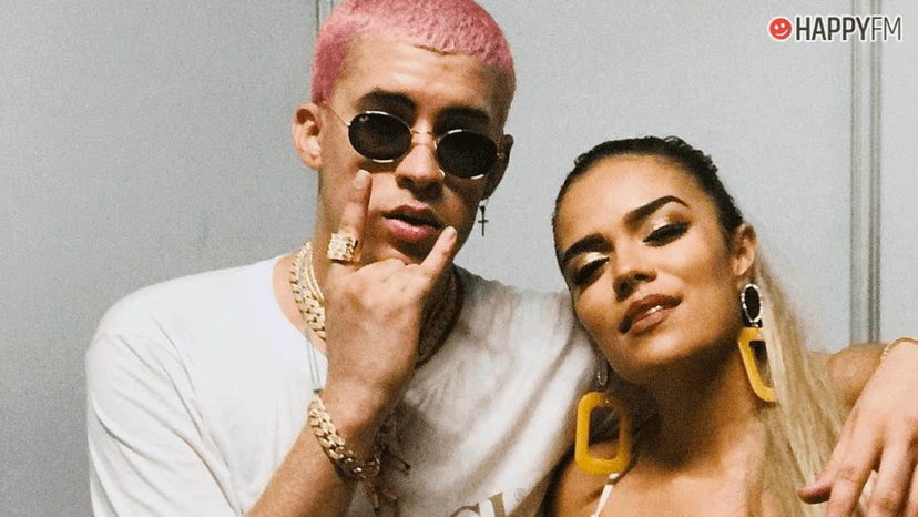 Karol G y Bad Bunny arrasan con los Latin American Music Awards