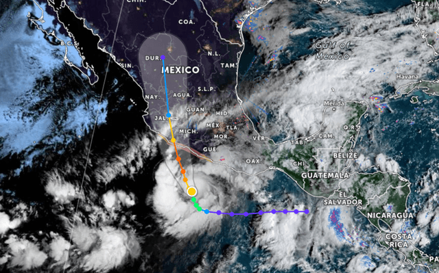 La tormenta tropical Rick se convirtió en huracán la mañana del sábado 