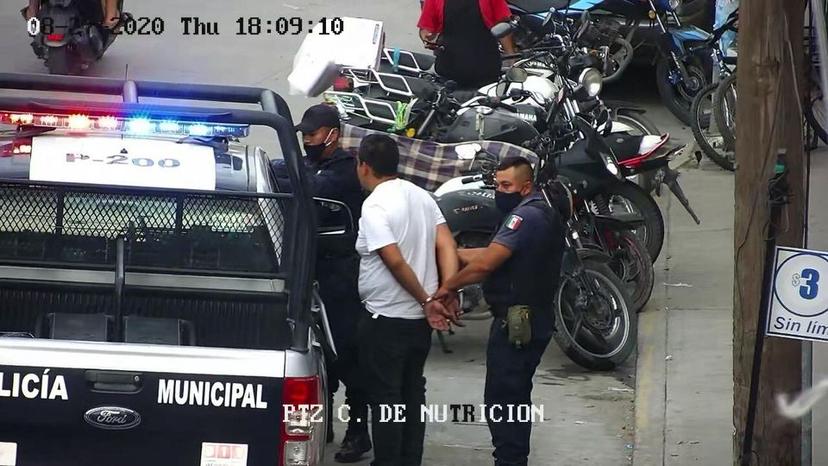 Detienen a ladrón de joyas en calles de Izúcar