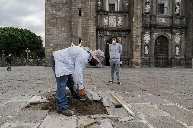 Doger levantó más de 1 mil 600 lajas del zócalo: Barbosa