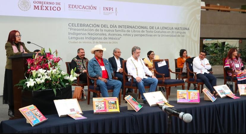 Libros de Texto Gratuitos en 20 lenguas indígenas nacionales; Puebla participa con traducción