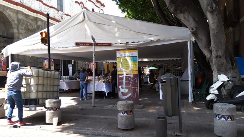 Un año y medio después regresa la Feria del Libro a la Plaza de la Democracia