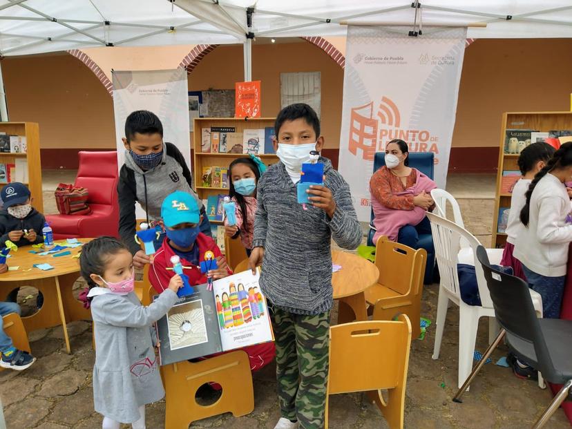 Llevan a cabo programa Librobús en Zacatlán