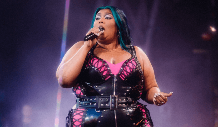 La cantante Lizzo anuncia que deja la industria musical