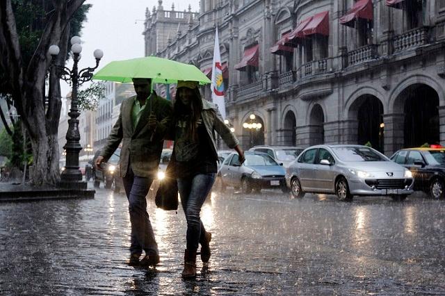 Alerta por fuertes lluvias en próximos días en Puebla por Onda Tropical 29