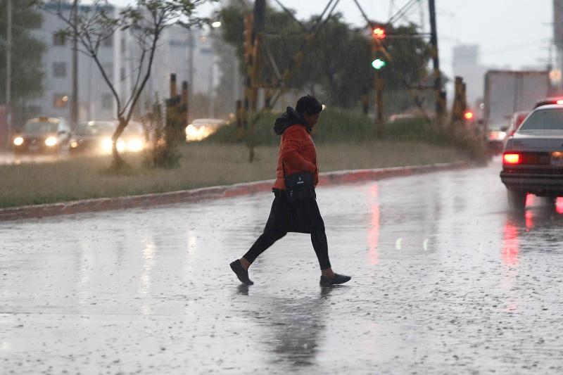 Lluvias muy fuertes prevén en zonas de Puebla al arranque de semana