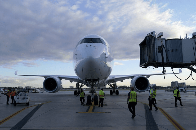 Aerolíneas con más de 2,000 vuelos cancelados por culpa de Ómicron