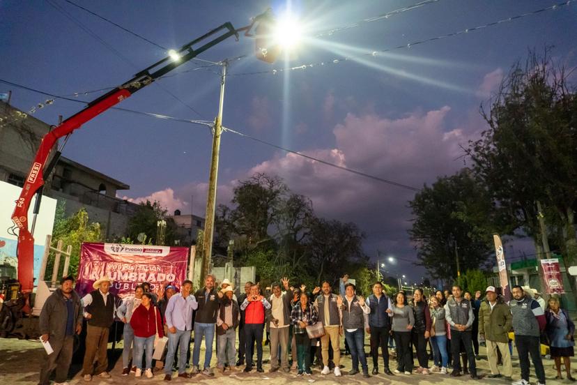 Chedraui moderniza luminarias con tecnología LED en Azumiatla