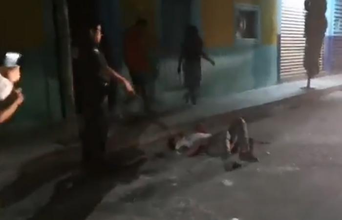 Machetean y golpean a ladrón en Tehuacán