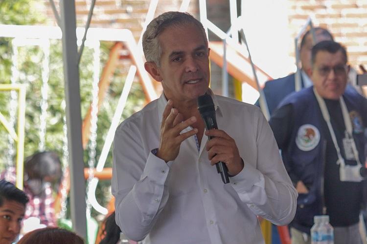 Mancera plantea recortar horario de trabajo diurno y nocturno