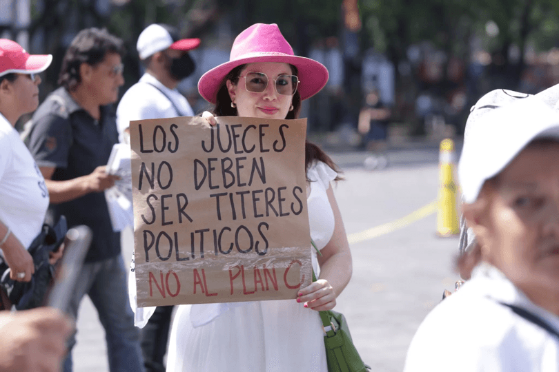 Se manifiestan trabajadores del Poder Judicial en la CDMX