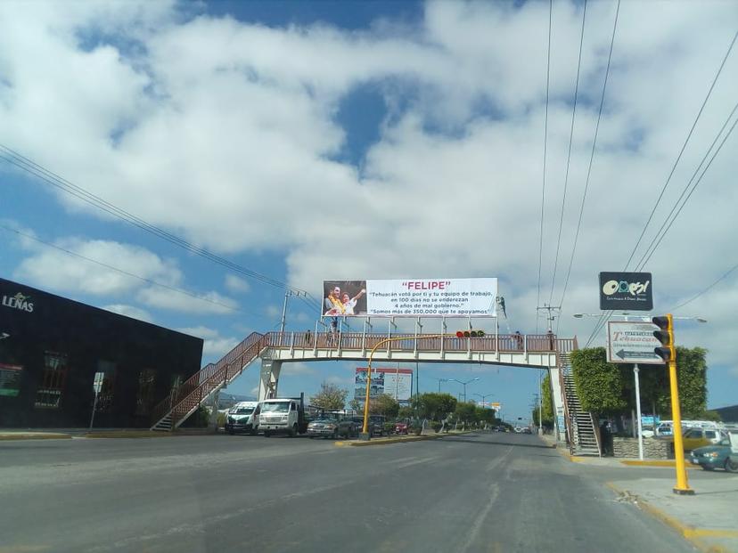 Aparecen lonas con mensajes contra Patjane en Tehuacán