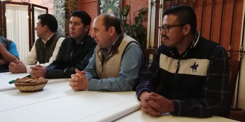 Estado opera para ganar en juntas auxiliares: Manzanilla