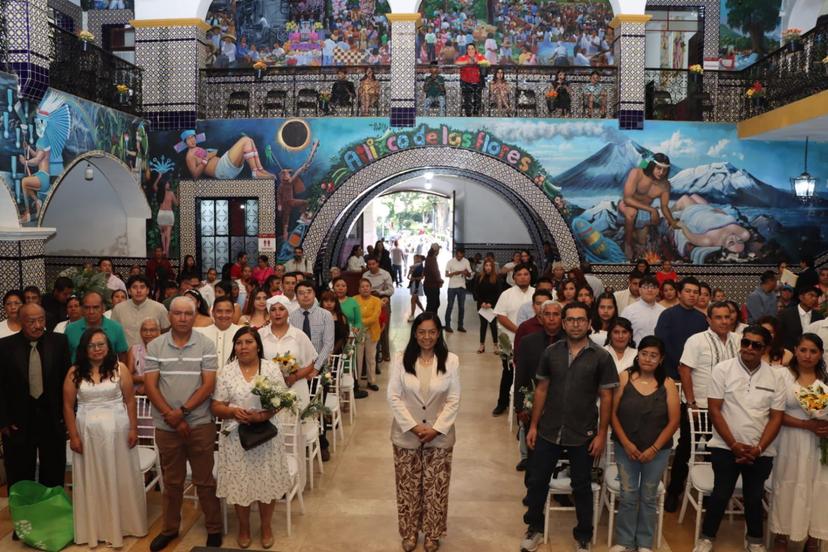 Parejas de Atlixco dan el sí en las bodas comunitarias