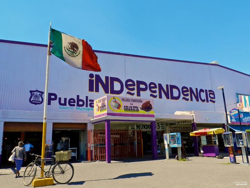 Fuera de peligro, niña baleada por policía en el Mercado Independencia