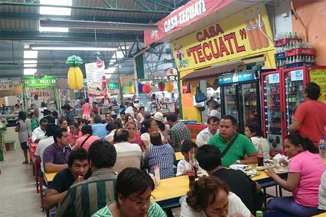 Convierten en basurero el mercado Benito Juárez de Atlixco