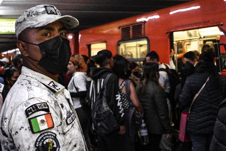 Por tornillo degollado y otro flojo se separaron trenes del Metro