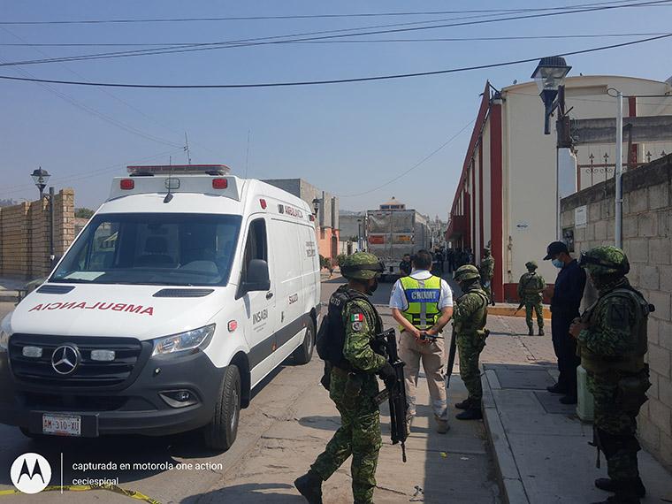 En Tlaxcala detienen a 420 migrantes que viajaban dentro de dos tráileres