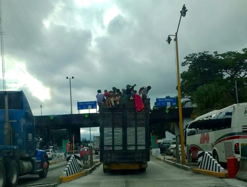 Llega Caravana de Migrantes a Puebla, pernoctarán en Amozoc