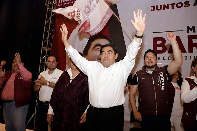 Barbosa, otra vez candidato de Morena a la gubernatura