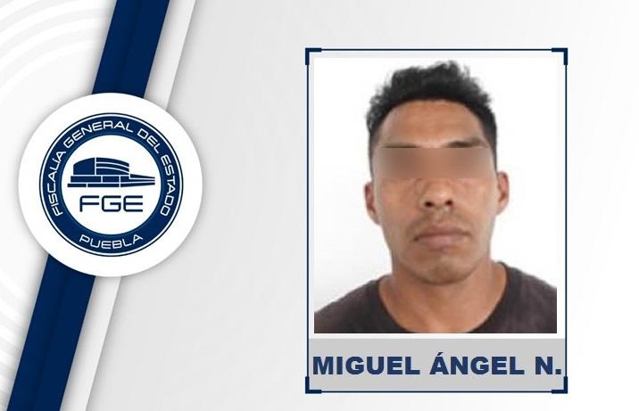 Miguel roció gasolina y prendió fuego a su concubina en Puebla