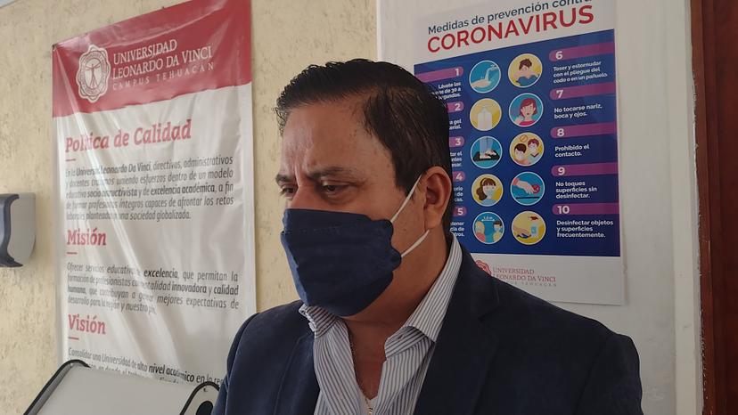 Más de 8 mil estudiantes del área de la Salud en Puebla en incertidumbre por Revoes 