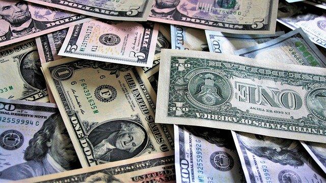 Dólar imparable, ya alcanza casi los 23 pesos