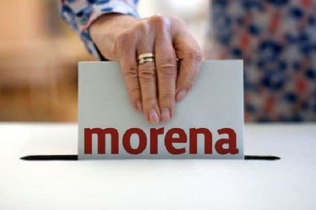 Morenistas protestan por candidaturas otorgadas al PVEM y NA