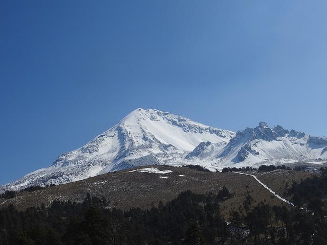 Piden autoridades tomar precauciones si visitan el Nevado de Toluca