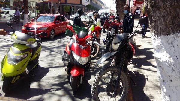 Inician campaña de concientización a motociclistas en Tehuacán