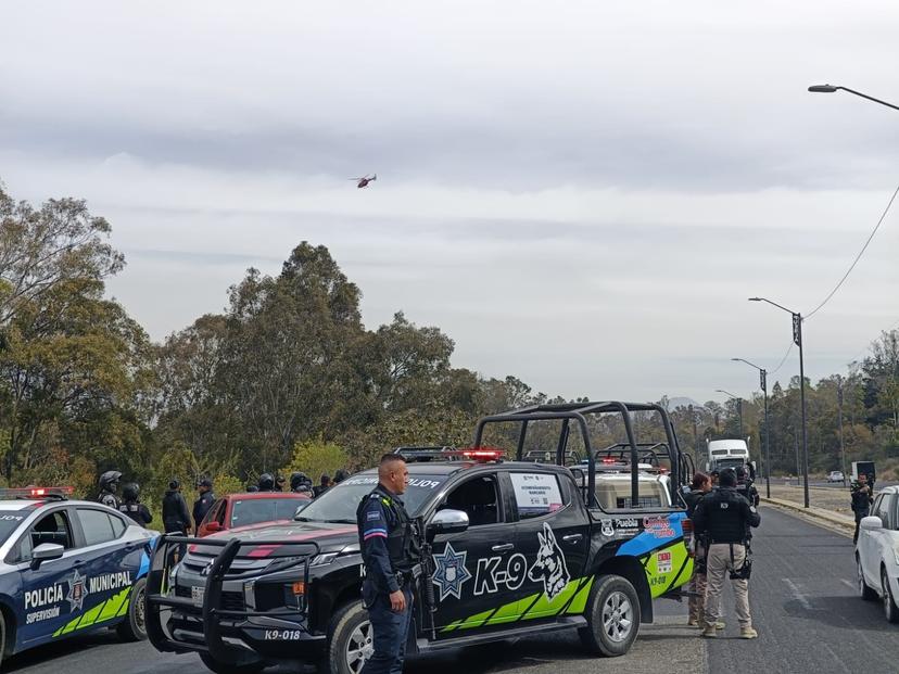 Movilización en el Periférico Ecológico deja detenidos en Flor del Bosque