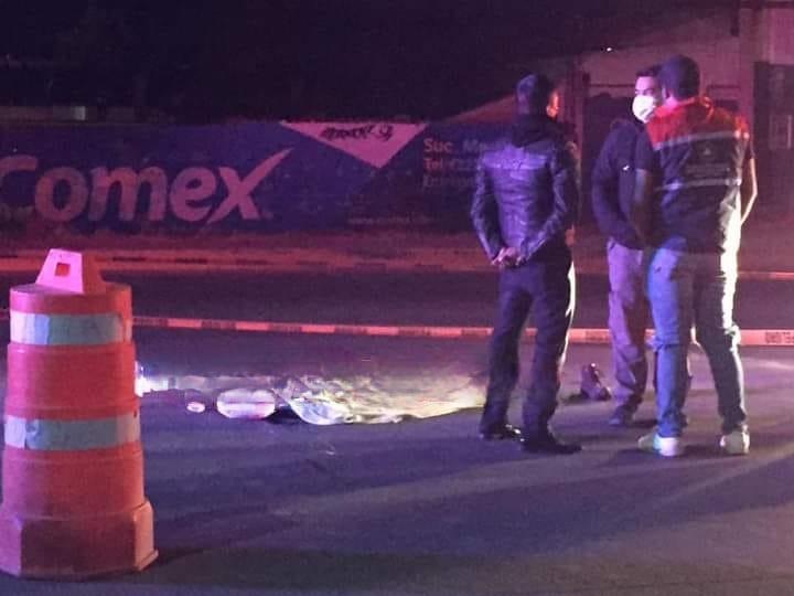 Provoca accidente, huye y mata a peatón en la federal a Tehuacán