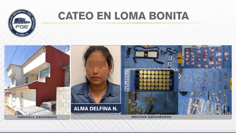 Catean casa de El Negro y aseguran a mujer con droga y armas en Puebla