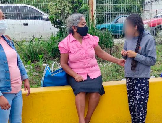 Niegan a familia de Pahuatlán ingreso de mujer al programa Pensión del Bienestar