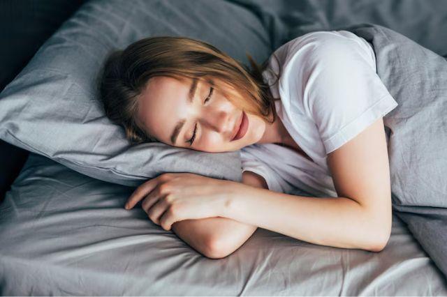 Dormir 7 horas al día podría ser la clave para un cerebro sano