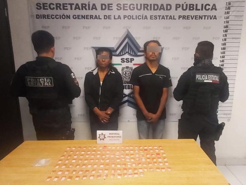 Caen narcomenudistas con 135 dosis de cristal en San Andrés Cholula